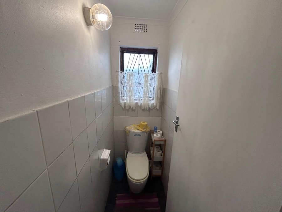 4 Bedroom Property for Sale in Strandfontein Village Western Cape